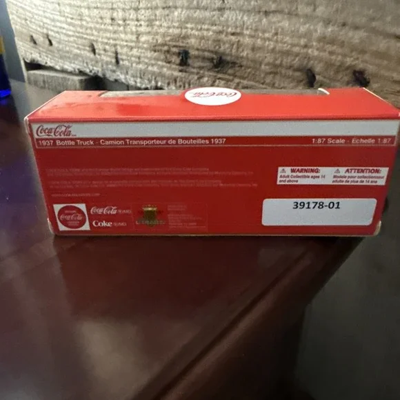 Coca-Cola 1937 Bottle Truck Diecast 1:87 Scale - Picture 7 of 10